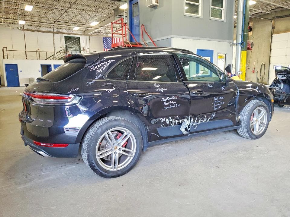 2019 PORSCHE MACAN 3