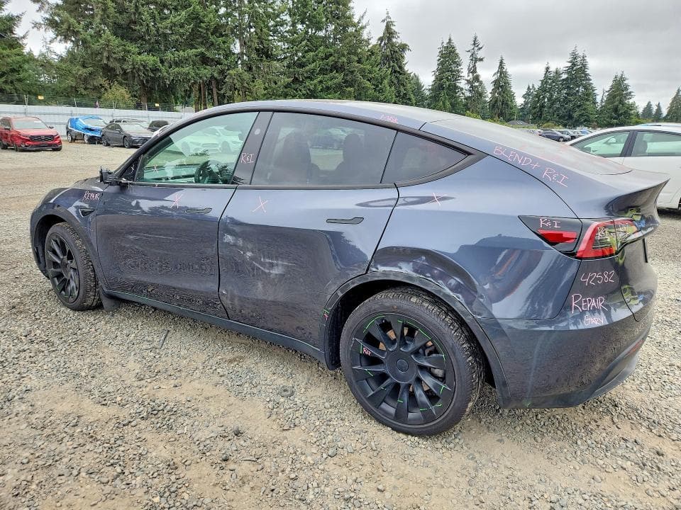 2023 TESLA MODEL Y 2