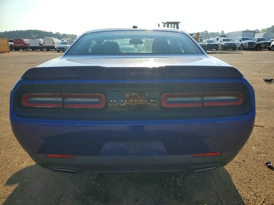 2018 DODGE CHALLENGER SXT 6