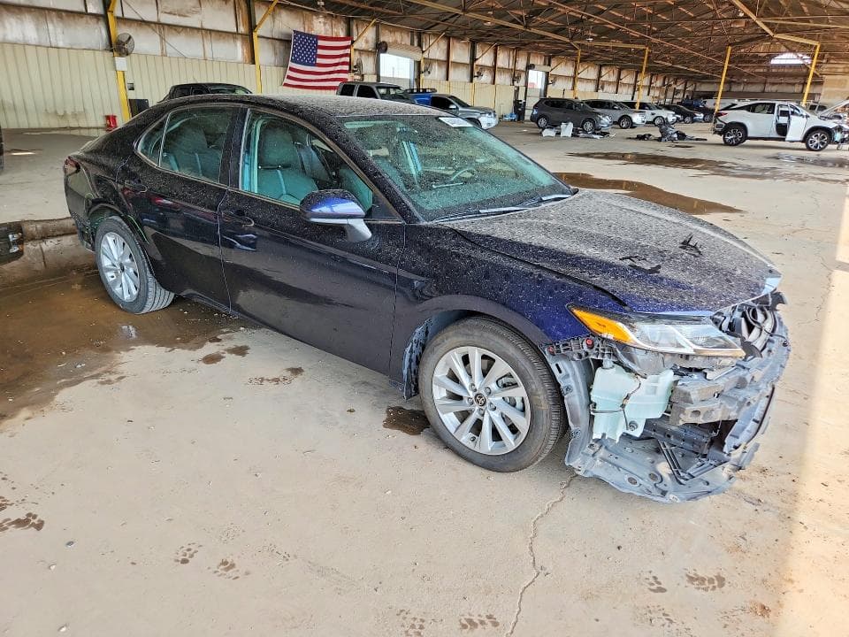 2022 TOYOTA CAMRY LE 4