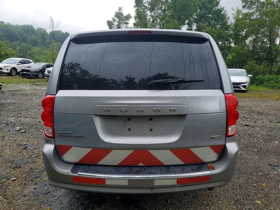 2019 DODGE GRAND CARAVAN SE 6