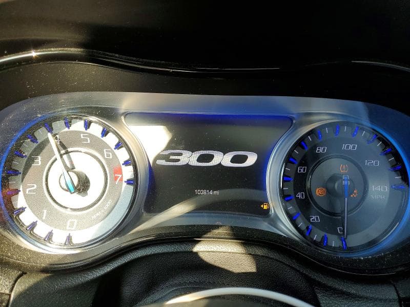 2017 CHRYSLER 300 S 9