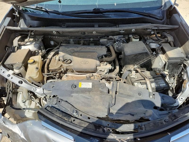 2017 TOYOTA RAV4 XLE 12