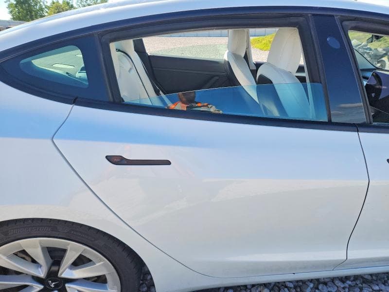 2022 TESLA MODEL 3 10