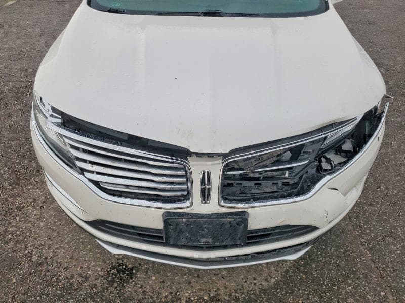 2017 LINCOLN MKC RESERVE 11