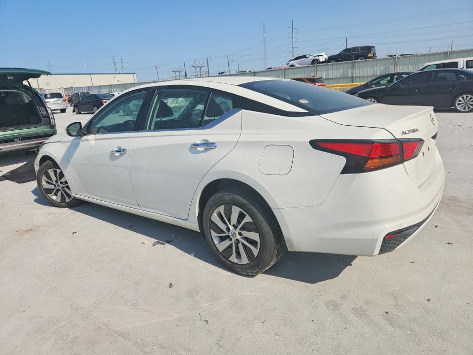 2023 NISSAN ALTIMA S 2