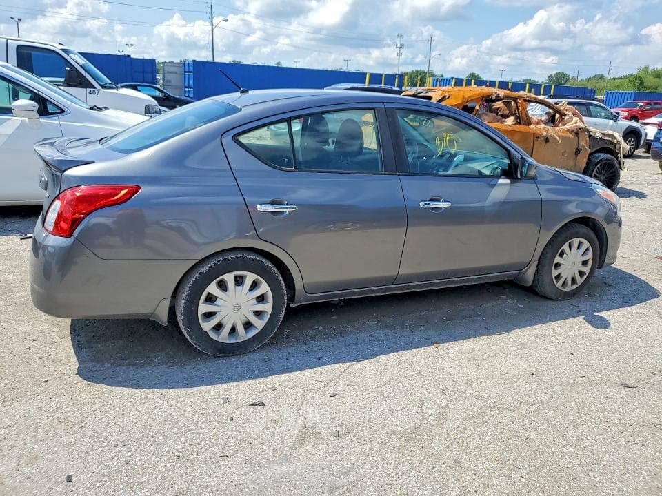 2017 NISSAN VERSA 1.6 SV 3