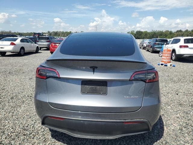 2024 TESLA MODEL Y 6