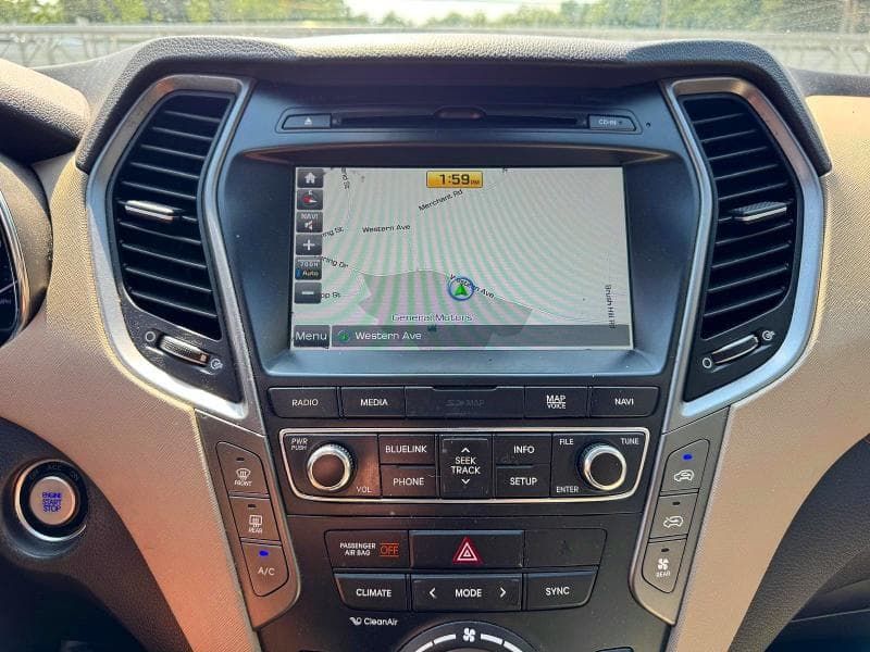2017 HYUNDAI SANTA FE SE ULTIMATE 13