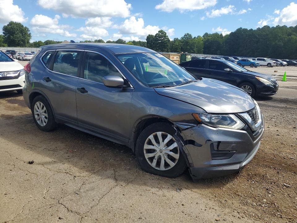 2018 NISSAN ROGUE S 4