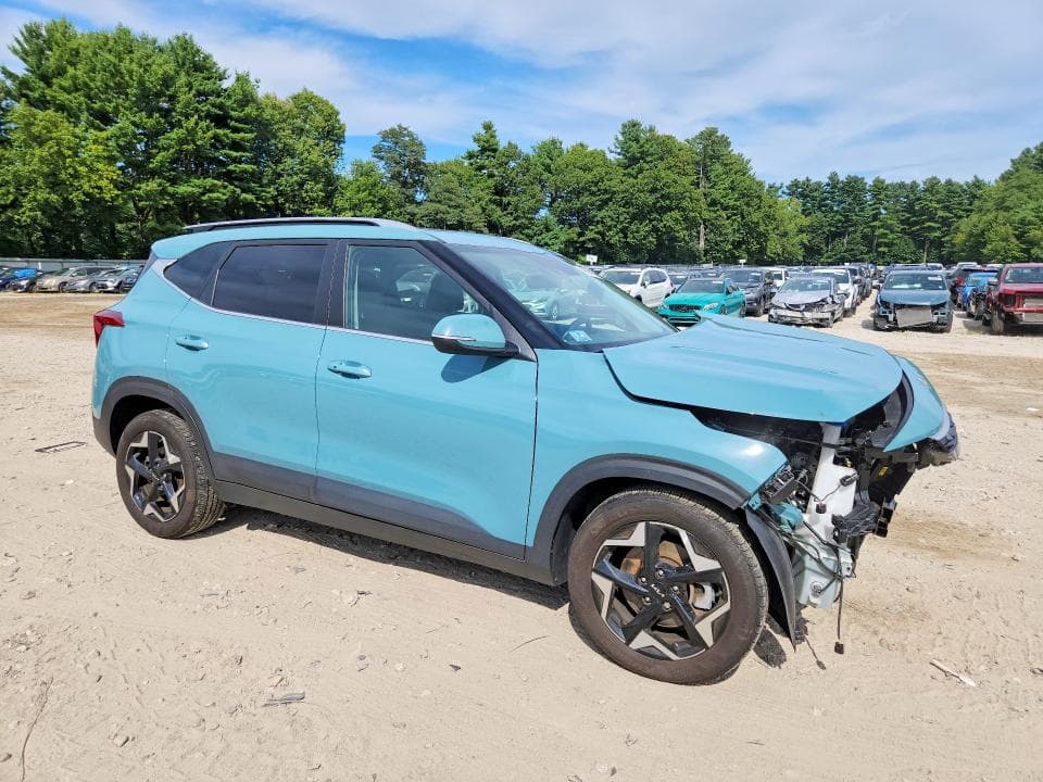 2024 KIA SELTOS EX 4