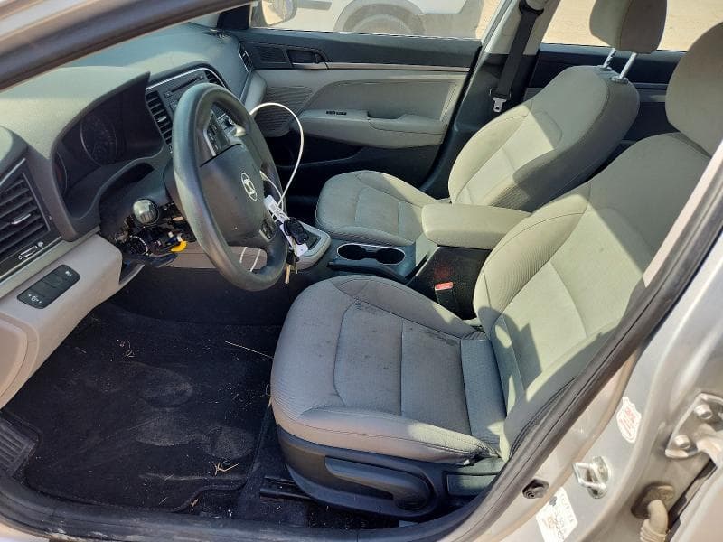 2017 HYUNDAI ELANTRA SE 7