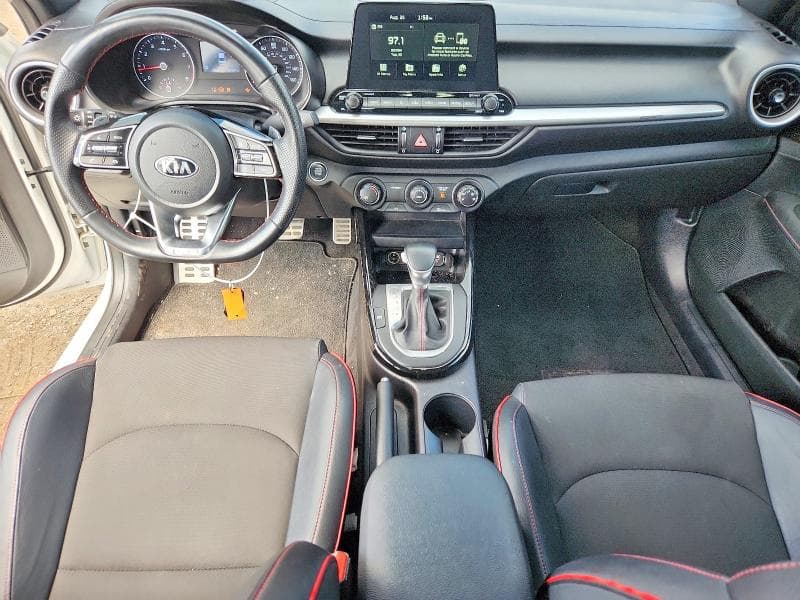 2021 KIA FORTE GT 8