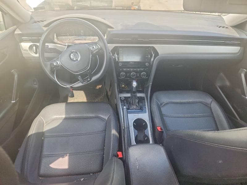 2021 VOLKSWAGEN PASSAT SE 8