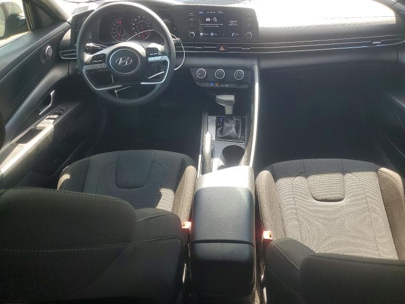 2021 HYUNDAI ELANTRA SE 8