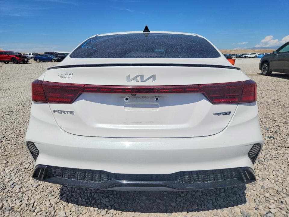 2023 KIA FORTE GT LINE 6