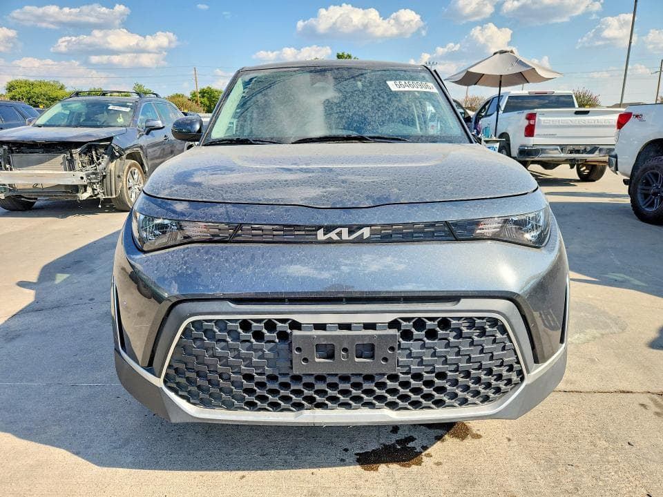 2023 KIA SOUL LX 5