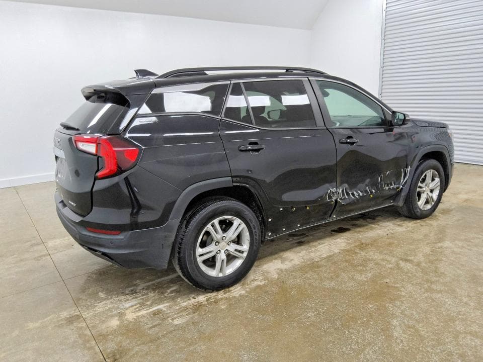 2022 GMC TERRAIN SLE 3