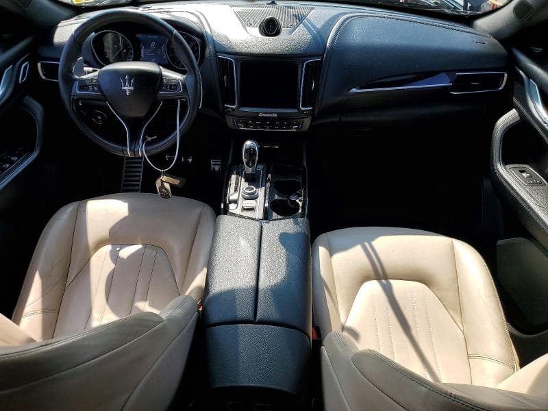 2017 MASERATI LEVANTE SPORT 8
