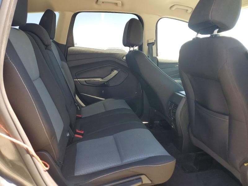 2017 FORD ESCAPE SE 10
