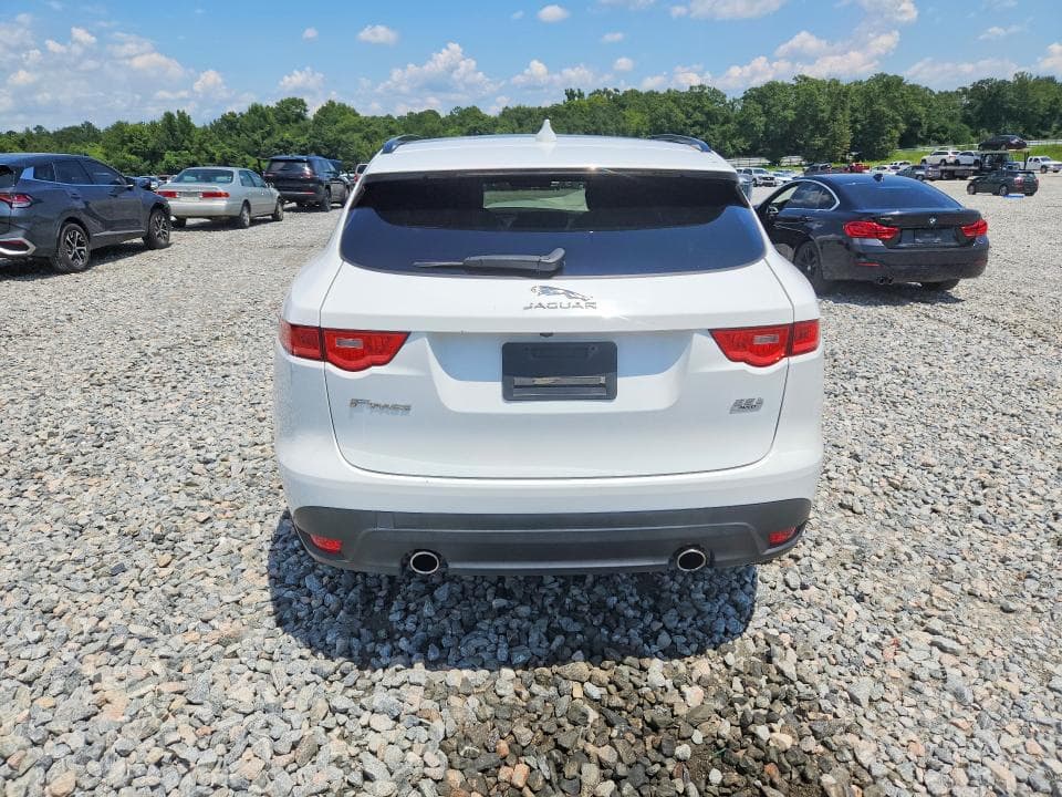 2017 JAGUAR F-PACE PREMIUM 6