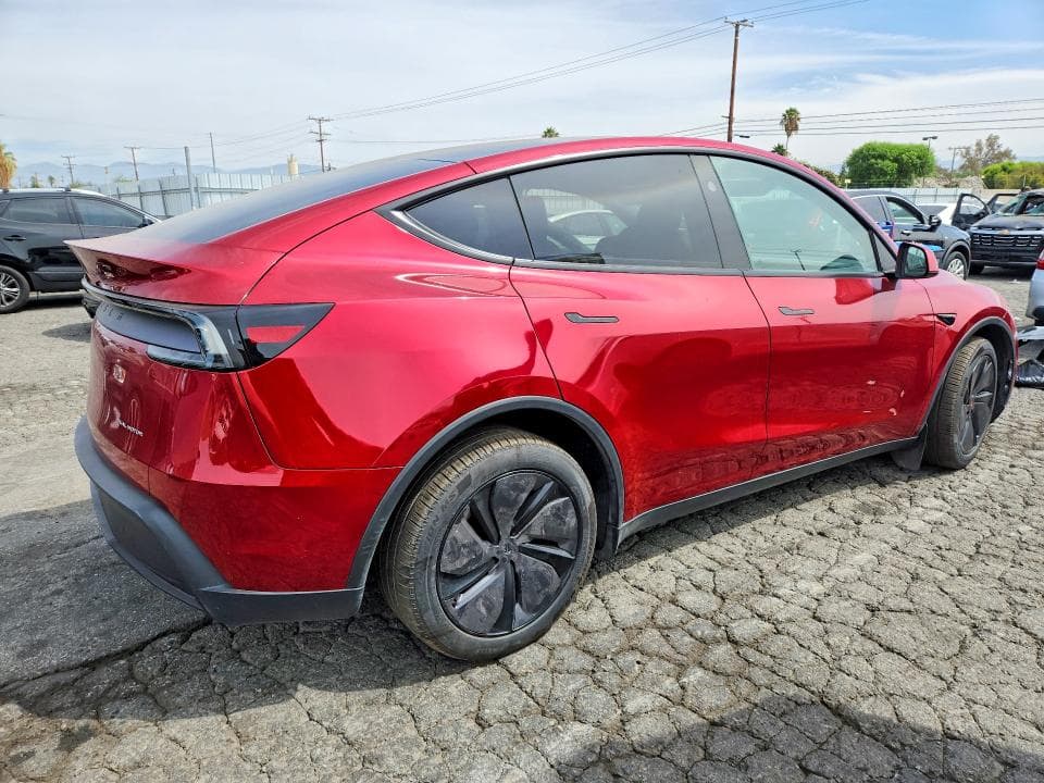 2026 TESLA MODEL Y 3