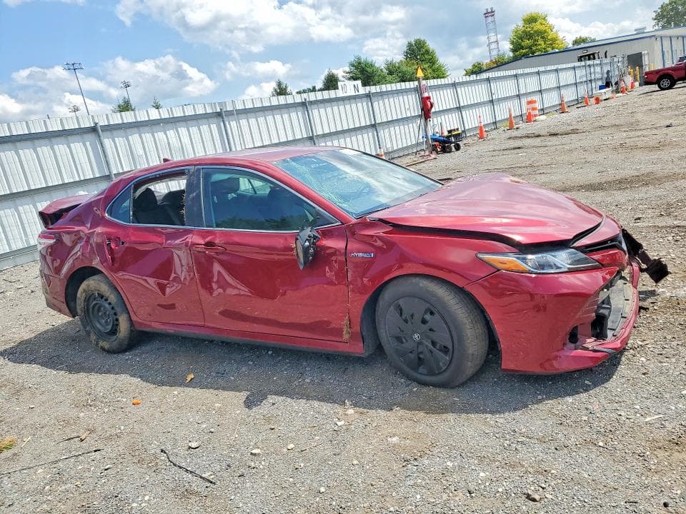 2020 TOYOTA CAMRY LE 4