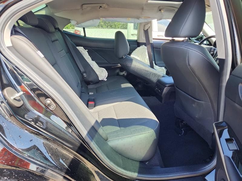 2020 LEXUS IS 300 10