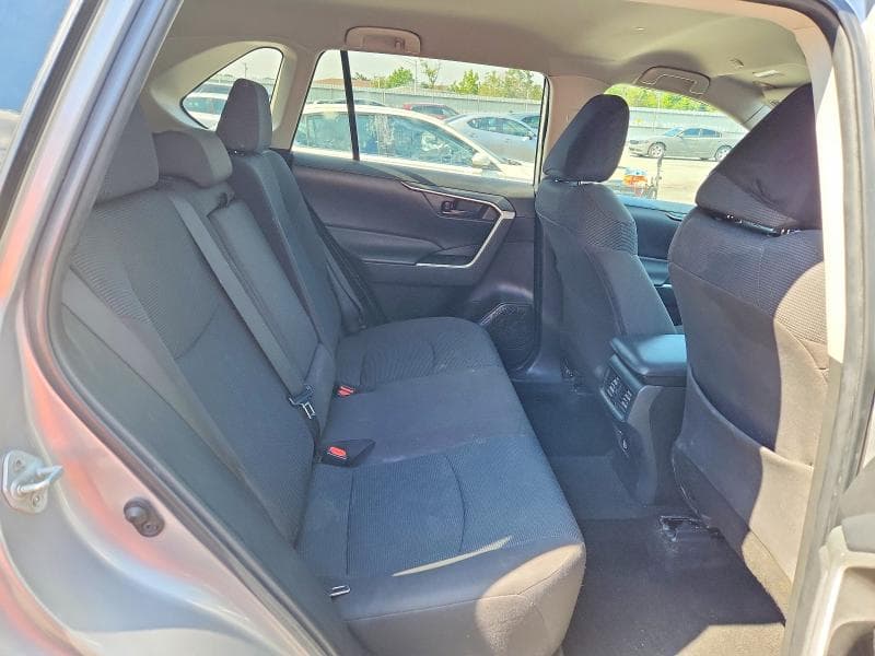 2023 TOYOTA RAV4 LE 11