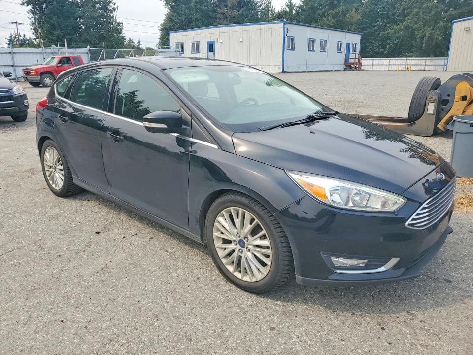 2017 FORD FOCUS TITANIUM 4