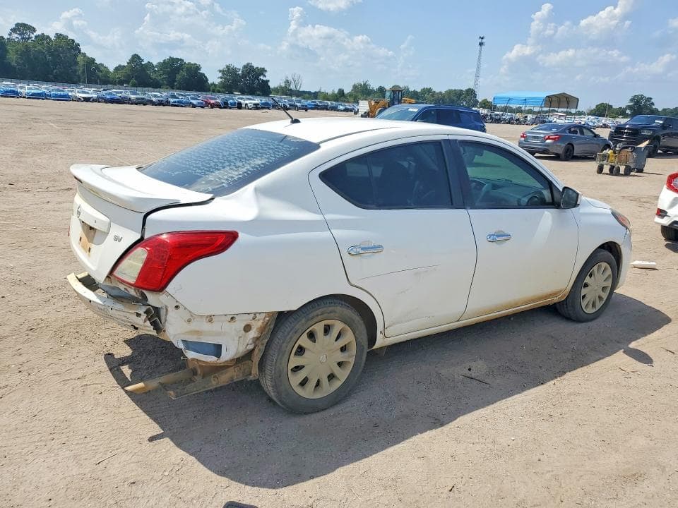 2019 NISSAN VERSA SV 3