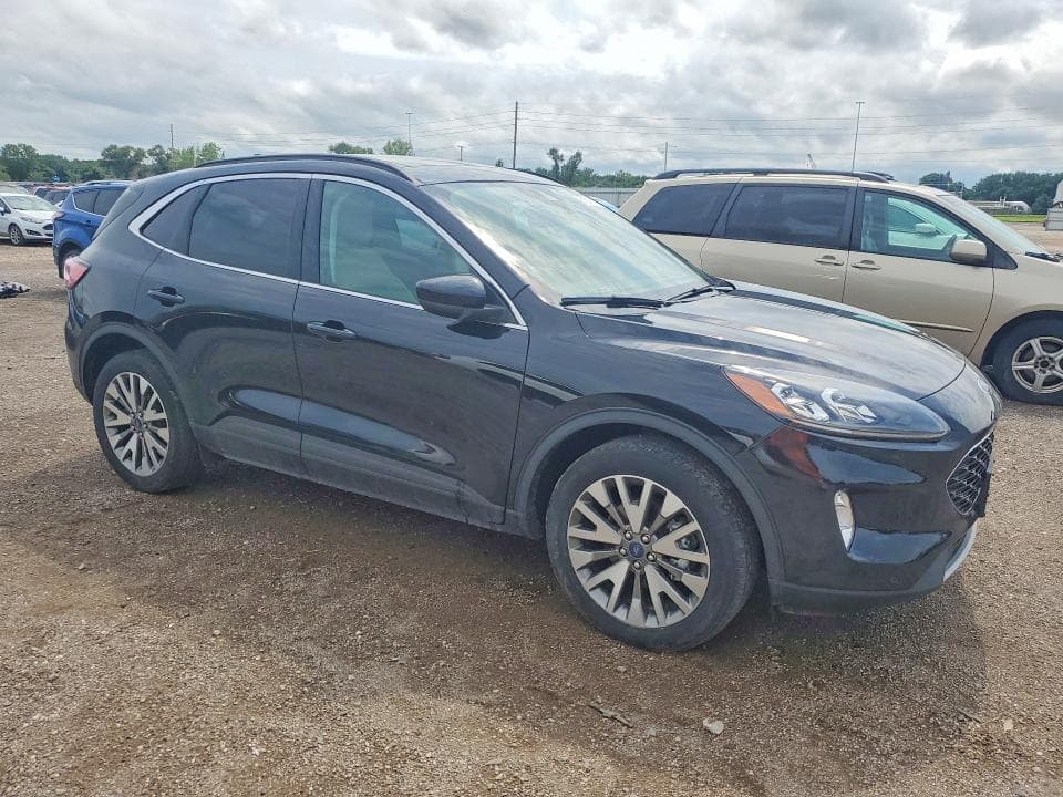2022 FORD ESCAPE TITANIUM 4