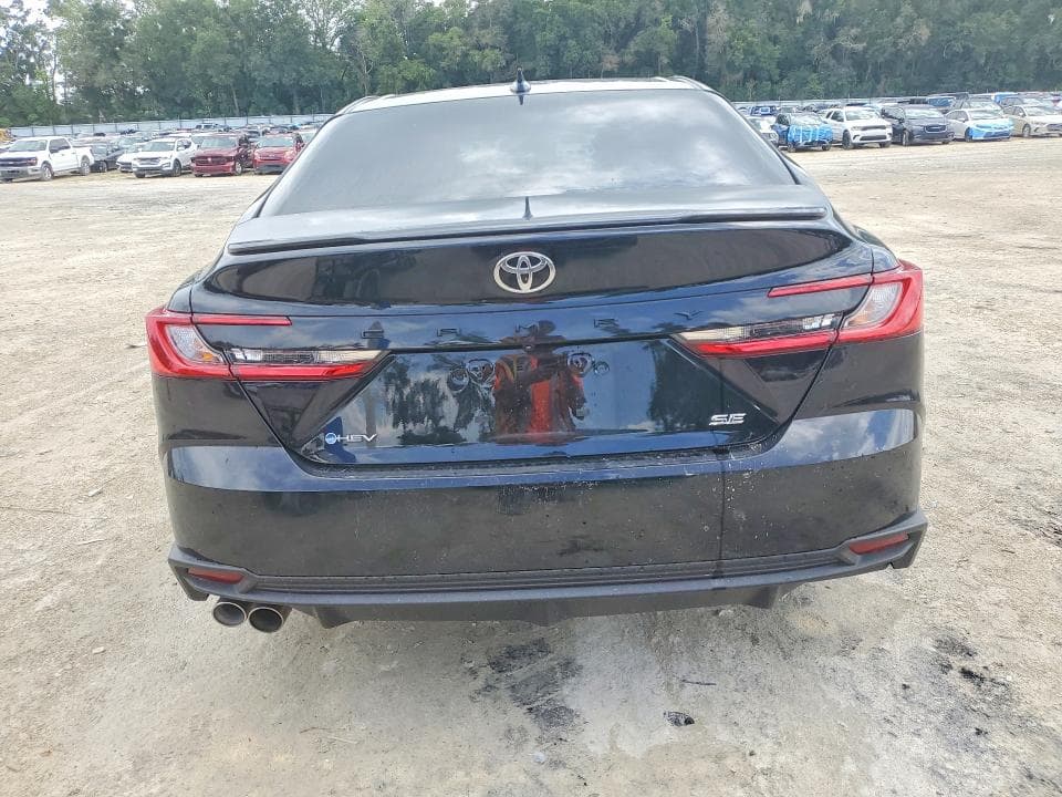 2025 TOYOTA CAMRY SE 6