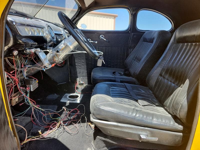 1948 FORD DELUXE 7