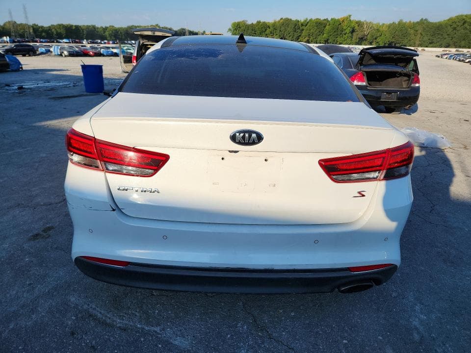 2018 KIA OPTIMA S 6