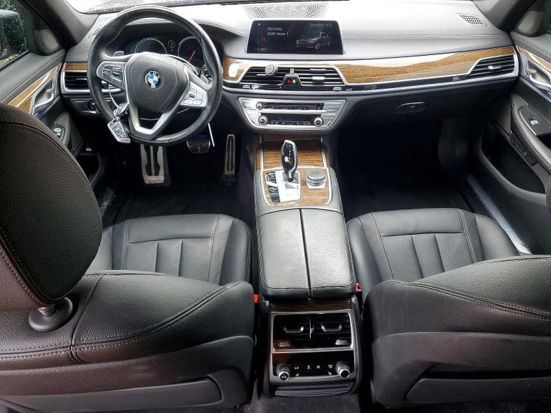 2019 BMW 740 XI 8
