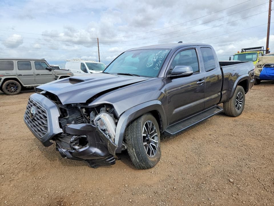 2022 TOYOTA TACOMA SR V6