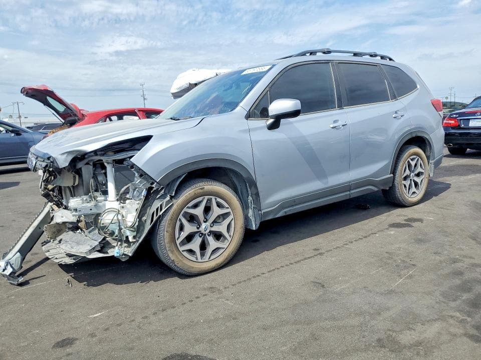 2022 SUBARU FORESTER PREMIUM - 1