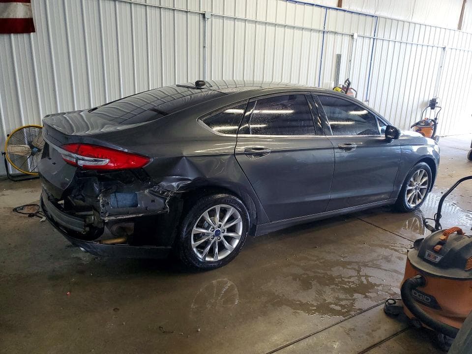 2017 FORD FUSION SE 3