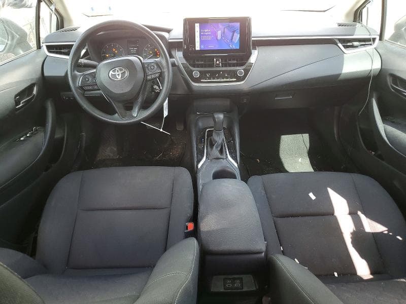 2025 TOYOTA COROLLA LE 8