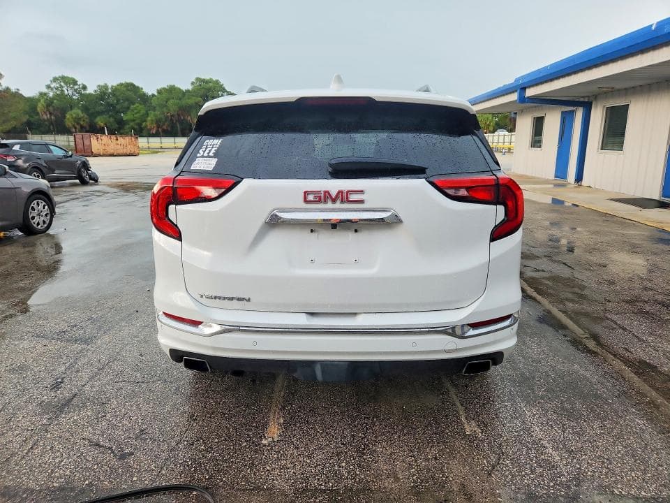 2018 GMC TERRAIN DENALI 6