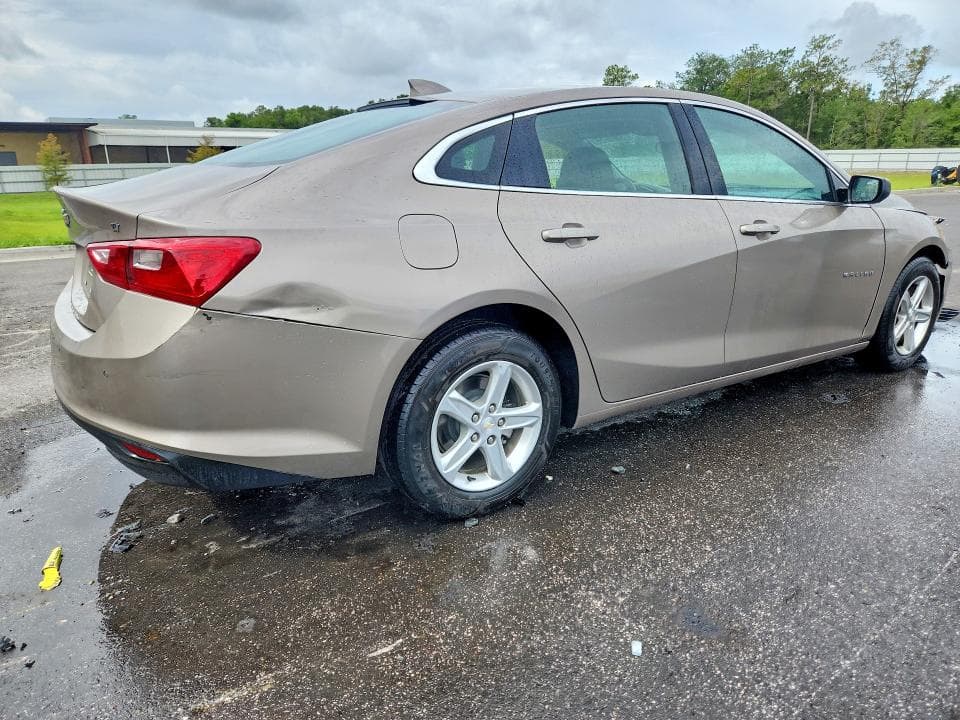 2023 CHEVROLET MALIBU LT 3