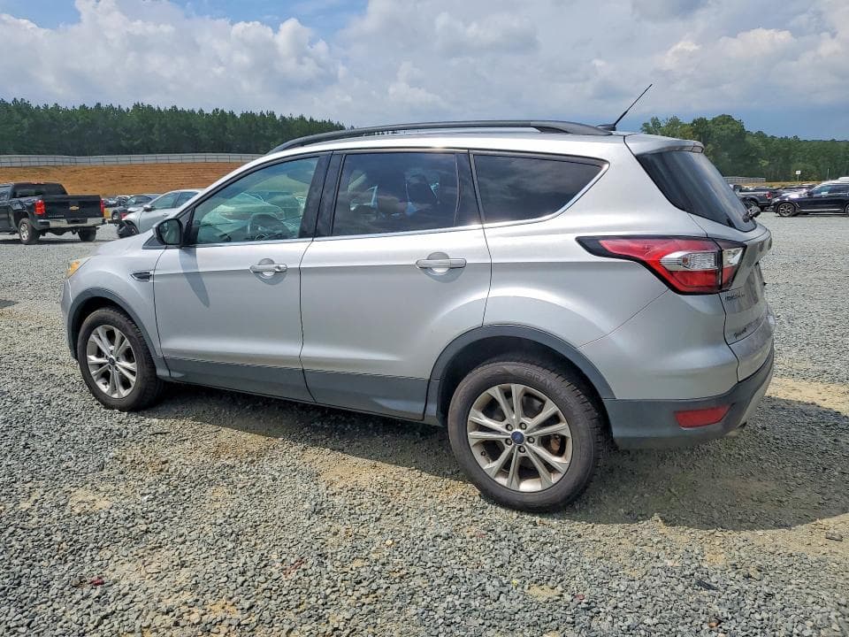 2018 FORD ESCAPE SE 2