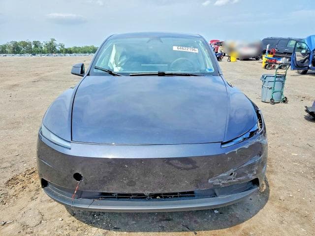 2026 TESLA MODEL Y 5