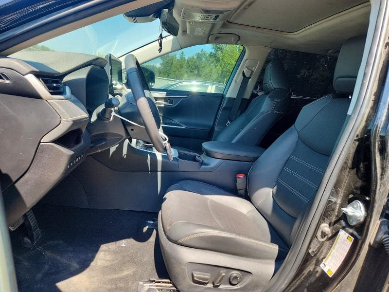 2025 TOYOTA RAV4 LIMITED 7
