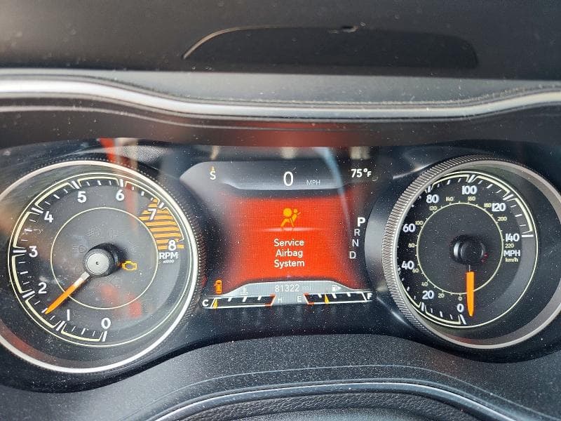 2019 JEEP CHEROKEE TRAILHAWK 9