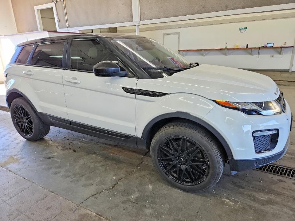 2017 LAND ROVER RANGE ROVER EVOQUE SE 4