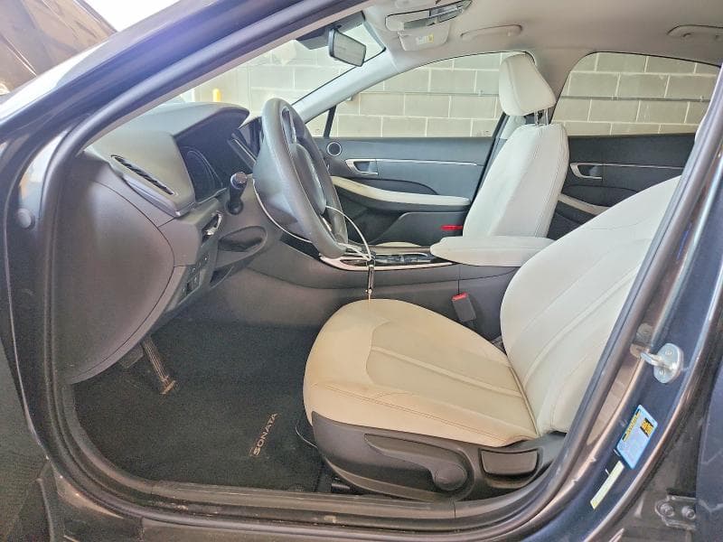 2022 HYUNDAI SONATA SE 7