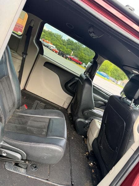 2017 DODGE GRAND CARAVAN SXT 6