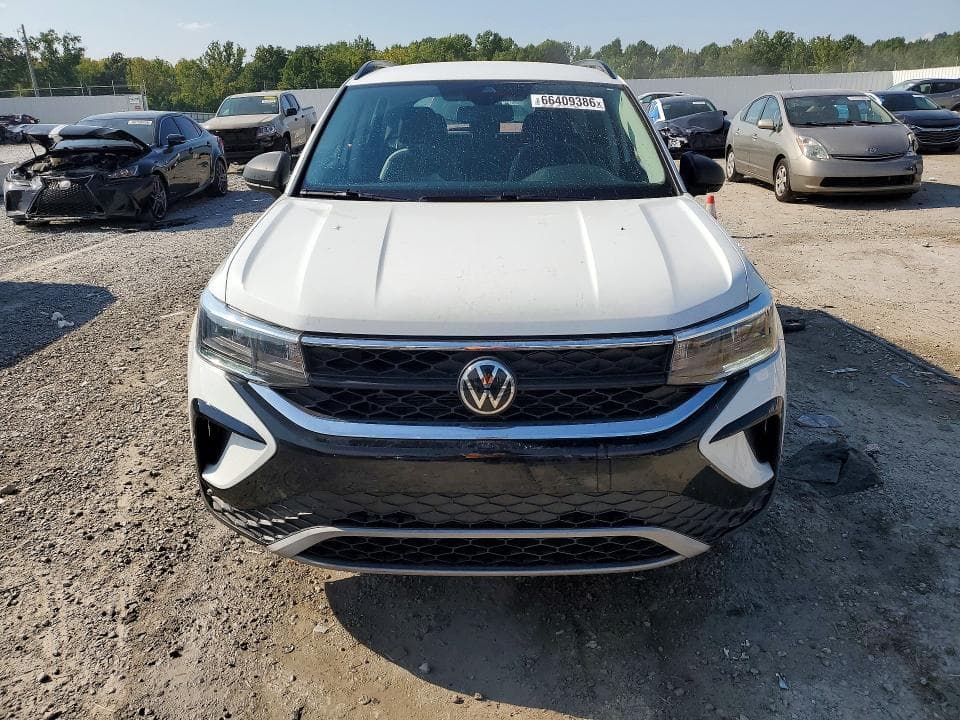 2022 VOLKSWAGEN TAOS S 5